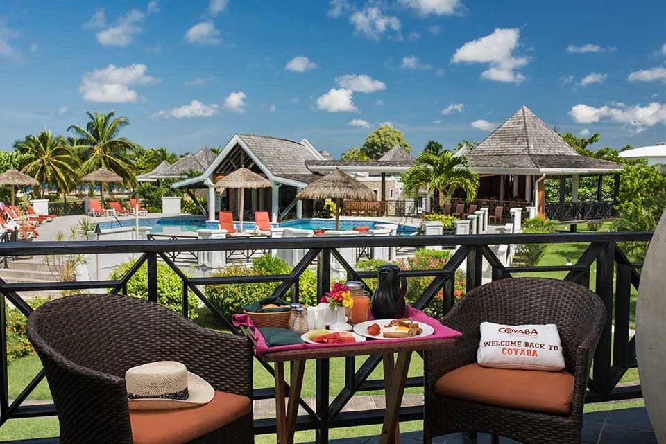 Coyaba Beach Resort 8